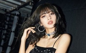 น้องสาว -ในกฎหมายหลงใหลในอ้อมแขนของสามีเมื่อสามีของเธอไม่อยู่