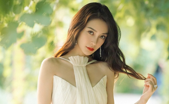 มีเพศสัมพันธ์กับเพื่อนข้าวใหม่ Yu Meng ออนไลน์