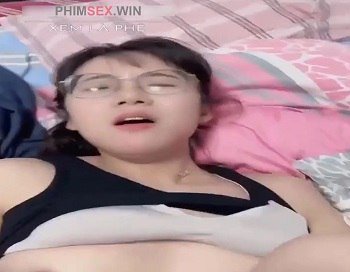 คนรักของฉันล่อลวงให้มีเพศสัมพันธ์อย่างซุกซนสำหรับคนรักของเธอ